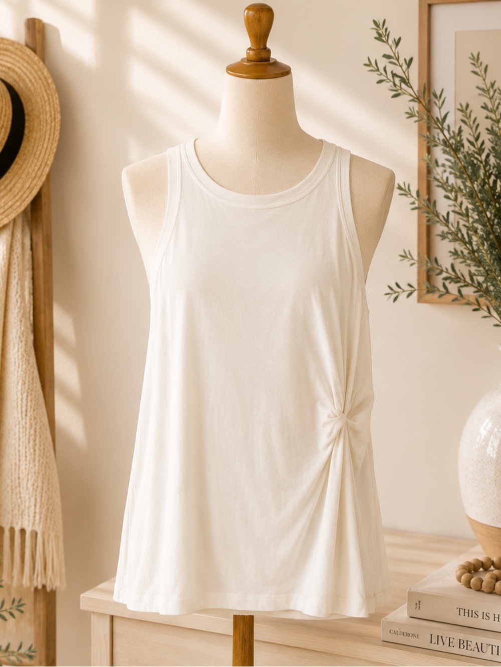 Athleta Radiate Tank Women’s Medium White Side Twist Tank Top